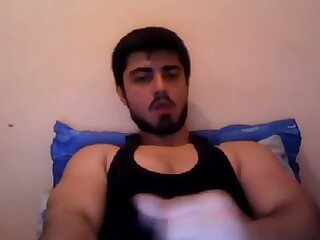 Hung Turk muscle jerkoff
