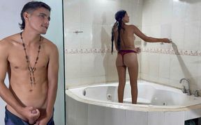 Secret shower fuck leaves shy sis breathless