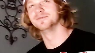 UNBELIEVABLE  Straight Hunk Drops Pants For JawDropping Suck Session!