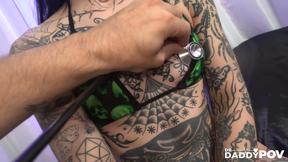 Banging Tattooed Awlivv Till She Relieves Signs Of Horniness