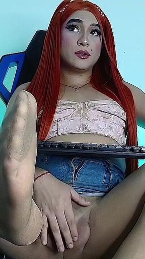 Love Aline Costa's Special Feet