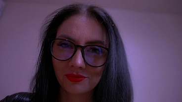 Lecherous MILF pegging her male's and gets cum.