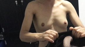 Little Bitch Doing a Nice Blowjob and Bathed in Cum - Amateur Nora MILF - Andy Z 94