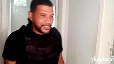 Sapatão não resiste a visita do amigo (Leo Ogro)