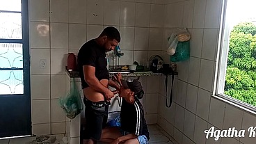 Sapatão não resiste a visita do amigo (Leo Ogro)