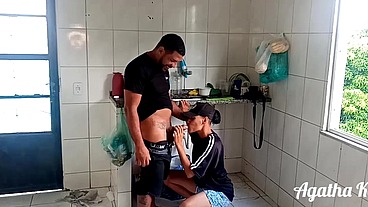 Sapatão não resiste a visita do amigo (Leo Ogro)