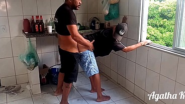 Sapatão não resiste a visita do amigo (Leo Ogro)