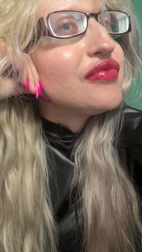 Show Me Your Tongue!