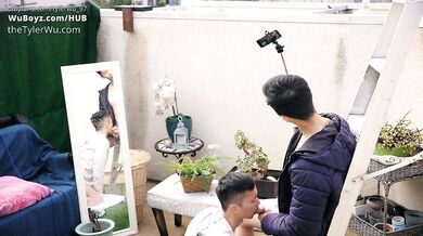 Asian twink Tyler Wu bareback choked on Dane Jaxson’s foreskin outdoors