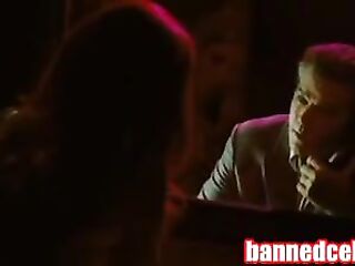 Jessica Biel is nude on this scene