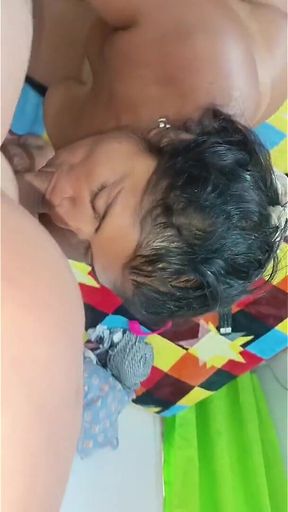 India MILF Silk Smitha Chupa La Polla Para Despues Follarla Muy Duro