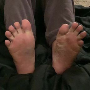 Wiggling toes and soft soles