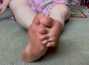 Dirty feet and dirty talk