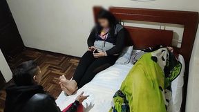por fin logre follarme ala mejor amiga de mi esposa cuando se queda en casa que rica cojida es una gran puta