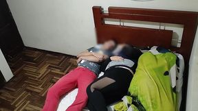 por fin logre follarme ala mejor amiga de mi esposa cuando se queda en casa que rica cojida es una gran puta