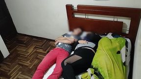 por fin logre follarme ala mejor amiga de mi esposa cuando se queda en casa que rica cojida es una gran puta