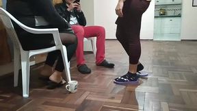 por fin logre follarme ala mejor amiga de mi esposa cuando se queda en casa que rica cojida es una gran puta