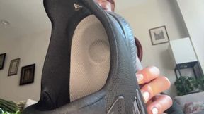 Stinky Sweaty Foot Worship