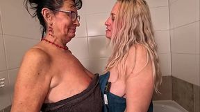 Lesbian fisting fun in the shower