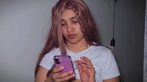 con mi novia calladitos en la cocina para no despertar los vecinos