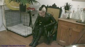 Mistress Amelie vaping in leather MP4 HD (720p) starring Mistress Amelie