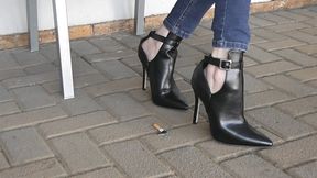 Veronicas heels