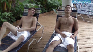 Prostitutas gays recebendo creampie