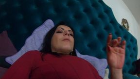 intimate pov – morning pee, soft touch & intense orgasm