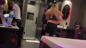 Coroa Milf ensina o novinho como foder uma casada na frente do corno