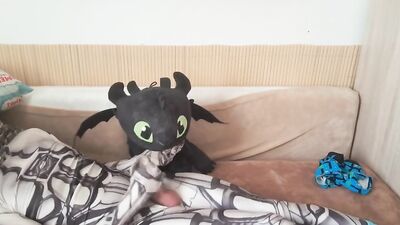 Robot and Toothless in bed..2 times