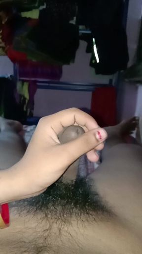 Amateur Indian Guy Masturbating