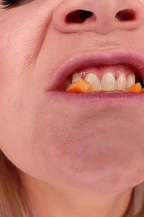 Miss Whitney Morgan's Neighbor Has a Secret Voresnack Fetish