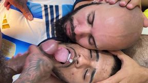 yuri gaucho - surucopa - gangbang no ritmo da copa - jogadores dotados entrando com bola e tudo!