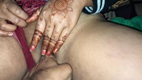 Hindi talk &amp; Fingering just saved Pussy