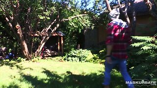 Maskurbate Lumberjack Hunk has a Nice Cock
