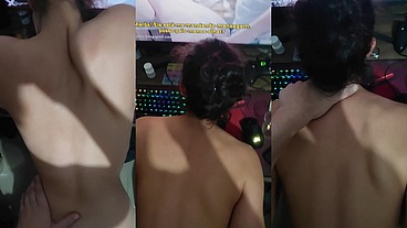Fomos assistir pornô juntos e não aguentei, sentei a vara nela.