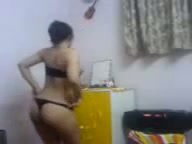 Kinky well packed amateur Iranian girlie posed for me in lingerie on webcam