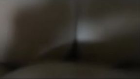 SANDRO ME COMENTO NA CAMA DO CORNO