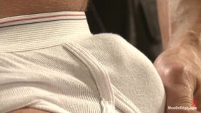 Hot Physique Model Is Curious About Edging and Bondage