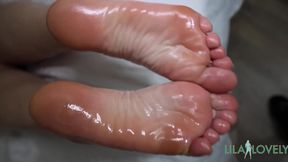 Hot MILF Foot Fetish Footjob: Pizza Delivery Guy Cums on My Soles After Fucking My Feet