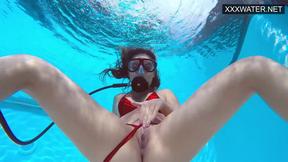 ”Hungarian pornstar Lana Tanga orgasming underwater”