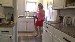 Old housewife Serge Ave-Lusin. 2026fb
