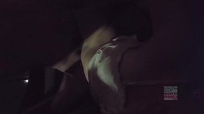 mujer liberal casada follando en el auto no tenia tiempo para ir al motel en los que salen de clases de soccer y el marido de trabajar