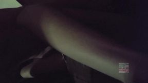 mujer liberal casada follando en el auto no tenia tiempo para ir al motel en los que salen de clases de soccer y el marido de trabajar
