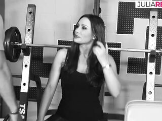 Honey sucks a biggest dick then rides it hard in the gym