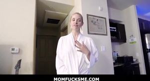 Stepmom Sarah Vandella's Tempting Encounter: A POV Fantasy That Will Leave You Breathless!
