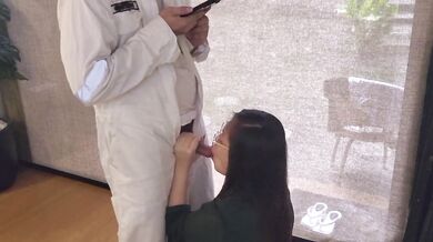 Seaman cum in mouth behind the scene