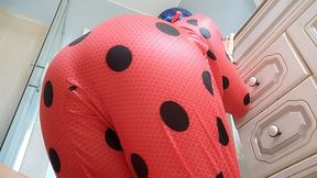 sexy lady bug with big ass