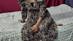 Badi behen ko chote bhai ne apne mote lund ka maza diya.