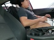 Deslechandome en el carro